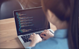 鄢陵 api php源码,下载的php源码怎么运行呢？
